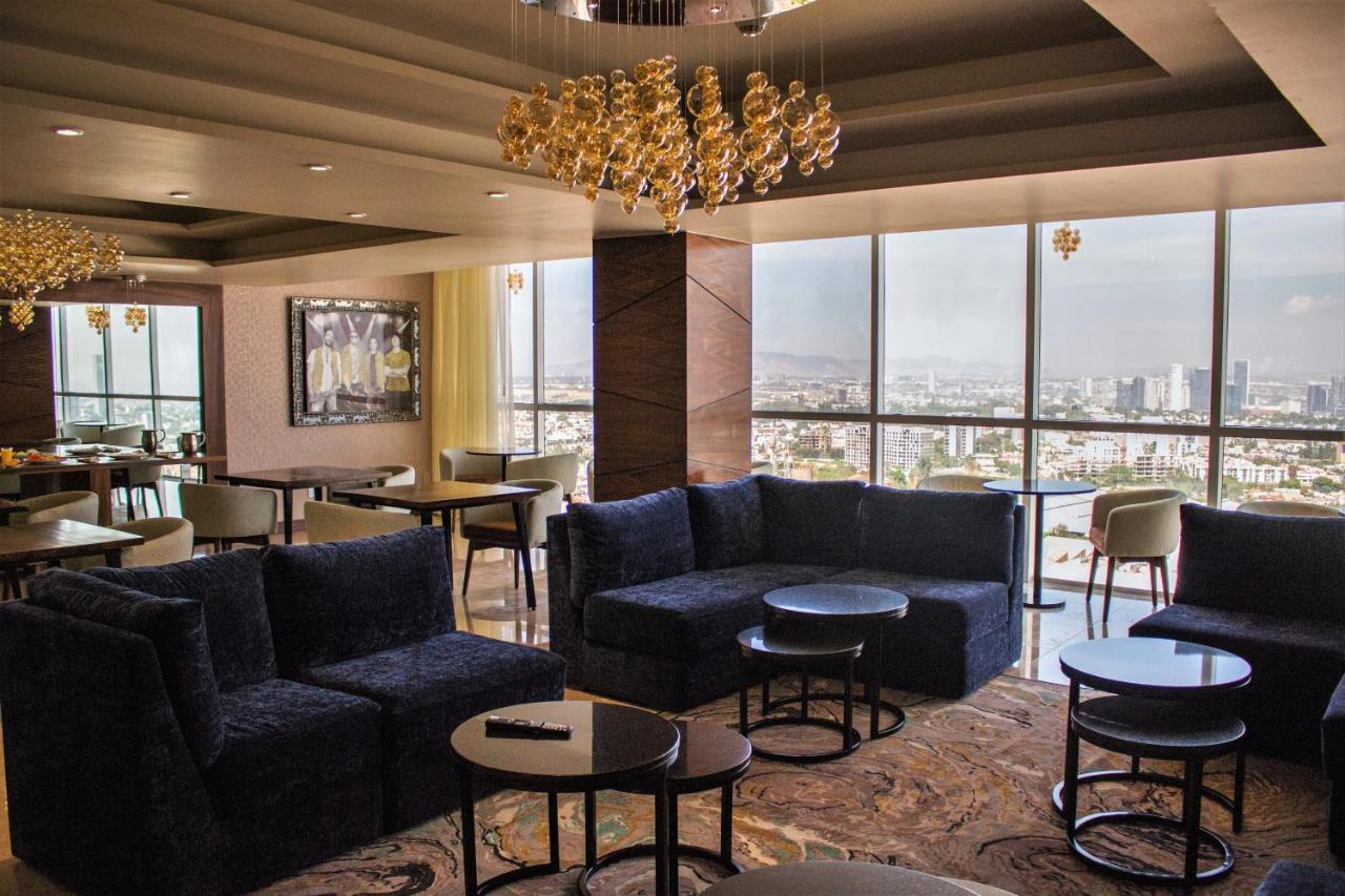 Hard Rock Hotel Guadalajara Zapopan Eksteriør bilde The 360 lounge at the MGM Grand